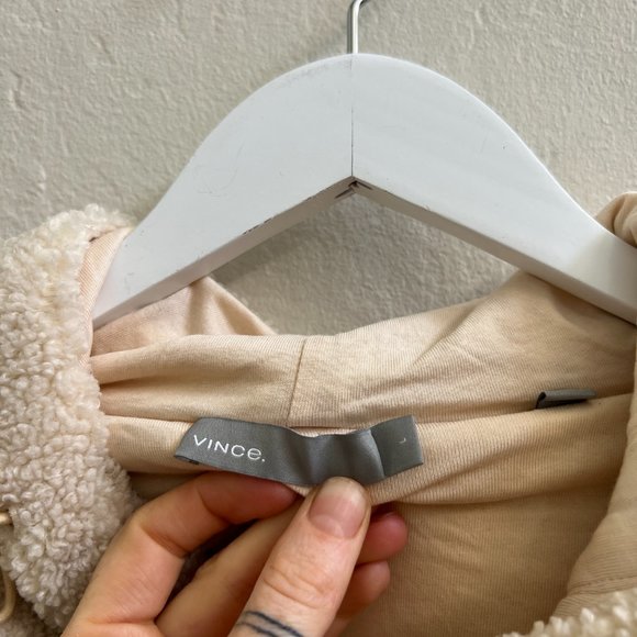 Vince $425 Cream Sherpa Oversized Hooded Pullover Jacket - Picture 7 of 9